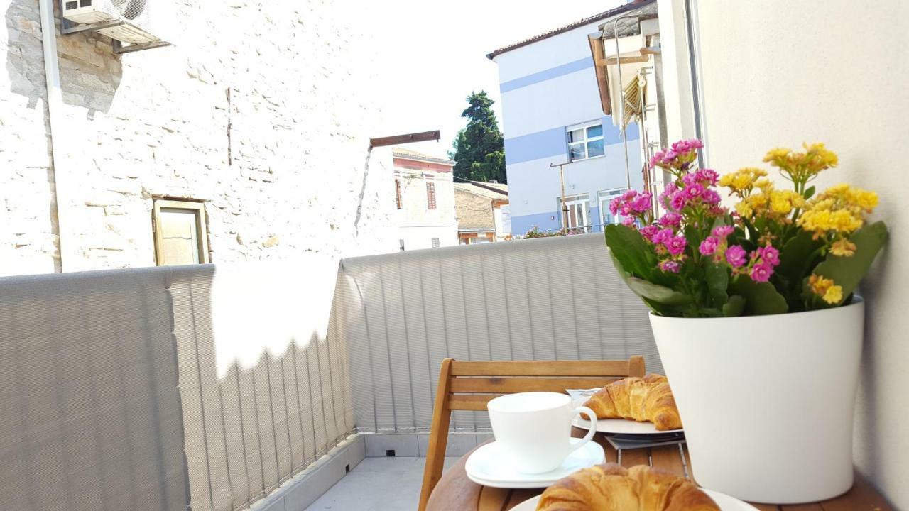 Apartment Imperia *** Pula Exterior foto